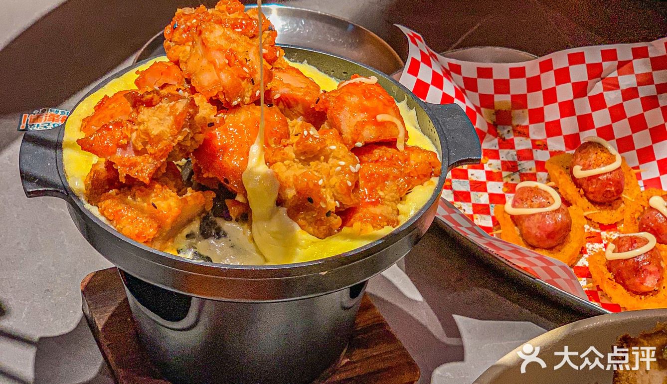 多少次来小寨就为了这一口咖喱面包鸡🔥太好吃了