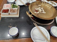 -老北京羊蝎子火锅(光荣道店)