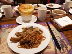 -四海一家自助餐(益田假日广场店)