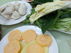 -荣吉招牌自助骨头锅(顾乡店)