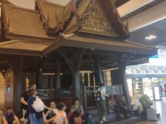-王权免税店(廊曼机场店)