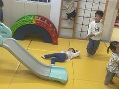 -婴智贝佳蒙特梭利早教托育中心(杨浦店)