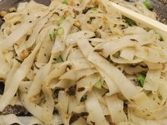 榄菜肉碎炒沙河粉-盆满钵满·国家非遗传承(云台店)