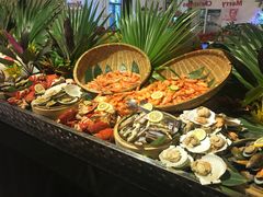 -海口绿发希尔顿酒店-田园汇自助餐·三文鱼·海鲜