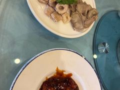 -侬佳蒸菜馆(听潮店)