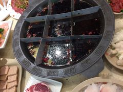 -渝宗老灶火锅(时代天街店)