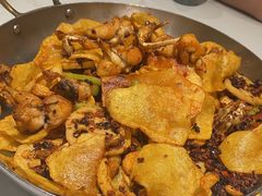 -蛙蛙叫·干锅年代(钻石广场店)