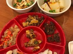 小吃十二件-龙抄手(春熙路总店)