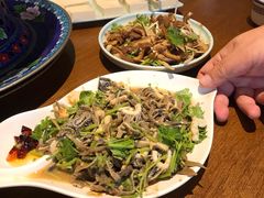 毛肚-年巴羊肉铺老铜锅(梅江店)