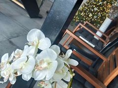 -Cha Café and Bistro