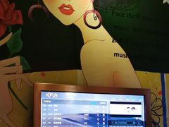 -麦朗量贩KTV音乐氧吧(泉水轻轨车站店)