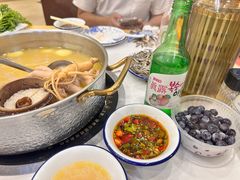 -朴小妹人参鸡汤火锅(长白山万达店)