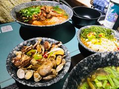 -八月美食小馆(银泰城总店)