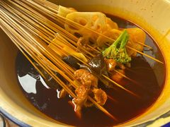 -拈签一笑黄牛肉辣卤串串