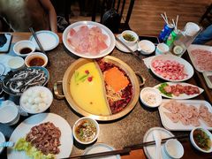 -小天鹅火锅·一线江景洪鼎旗舰店(洪崖洞店)
