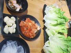 -肉甲韩国木炭烤肉(新壹街1店)