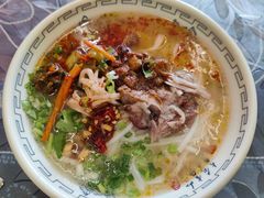 -巍山火巴肉饵丝(大理古城店)