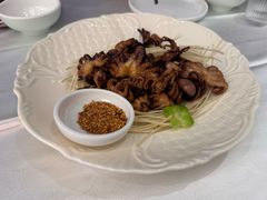 -品海楼·大连海胆锅贴馆(东港店)