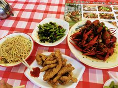 -江湖亮亮蒸虾大排档烤全羊清真(武汉总店)