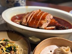 金陵烤鸭-南京大牌档(青岛万象城店)