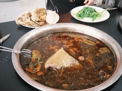 -六姑龟苓膏糖水卤水店