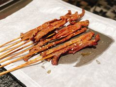 -何妹湿辣牛肉·粤式烧烤砂煲(桂雅路店)