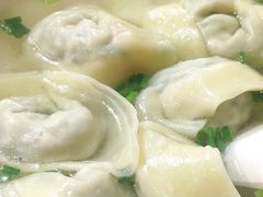 特色荠菜肉馄饨-潘国仙耳光馄饨(黄家阙路店)