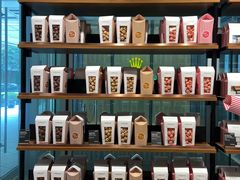 -Laderach 莱德拉(上海环贸iapm店)