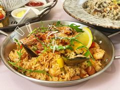 -露露家咖啡店