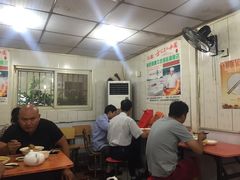 大堂-草桥清真牛肉锅贴扁食店