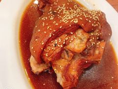 -巷子深菜馆·津门肘子(滨海店)