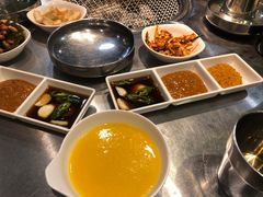 -韩聚屋韩国烤肉餐厅(新北万达店)