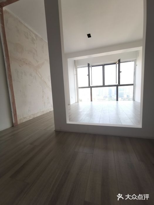 圣象地板(红星美凯龙汶水路店)图片