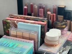 -ME觅妆·定制美妆·彩妆私教(菱角湖店)