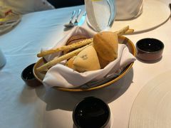 -Erman岩烧牛排(虹桥南丰城店)