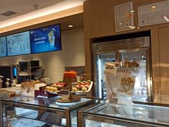 面包甜点陈列柜-哈根达斯(深圳海岸城店)