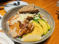 鸡肉牛油果沙拉-The Diner X餐厅(青岛万象城店)