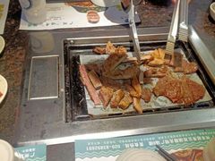 -阪尚皇·原切牛排·烤肉火锅自助(北京路店)