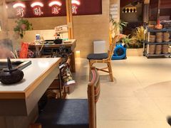 -老牌坊云南鱼豆花火锅(哈西万达店)