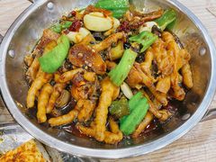 -江城燕子大排档(江汉路步行街店)