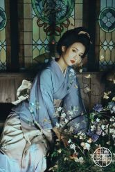 点击看大图 -持熹光年写真体验馆
