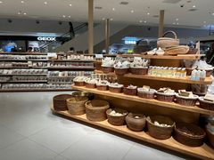 -七鲜超市(瑞虹天地太阳宫店)