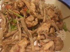 -香巴拉云南餐厅(华莱坞店)