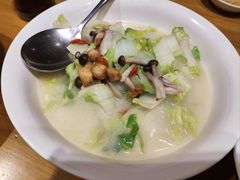 -乐忻皇朝(上海中心大厦店)