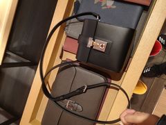 -乐蓬马歇百货公司(Rive Gauche)