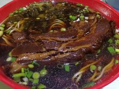 -小龙大肉面馆