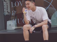 -HUGS coffee(东区店)