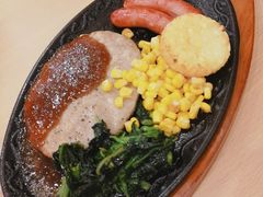 烤肠配黑椒汉堡-萨莉亚意式餐厅(中北永旺店)