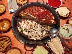 -周小明火锅(黑金冠社区店)