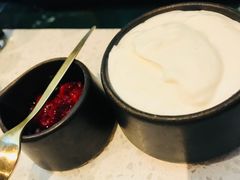 覆盆子果酱酸奶-半山腰·云南菜(侨福芳草地店)